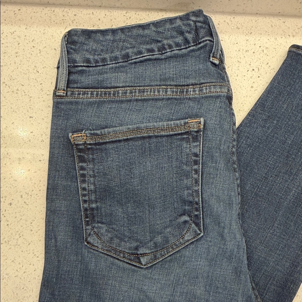 Good American Indigo Straight Good Legs - Picture 7 of 8